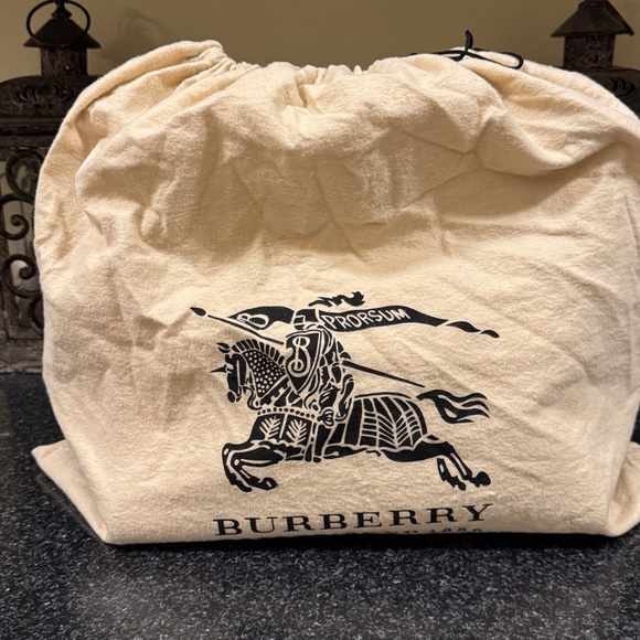 Burberry white ombré tote handbag - Picture 14 of 14